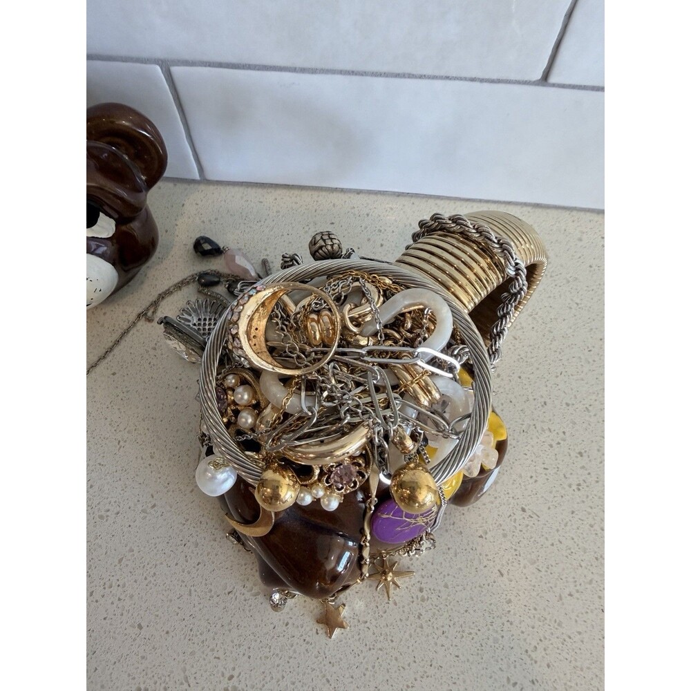 Vintage Mystery Jewelry Jar In VTG Teddy Bear Jar Mixed Metal Gold Silver Pearl - Picture 6 of 7